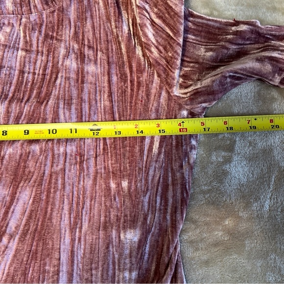 Pilcro Anthropologie Pink Crushed Velvet Velveteen Mock Neck Top Size Small - Picture 9 of 11